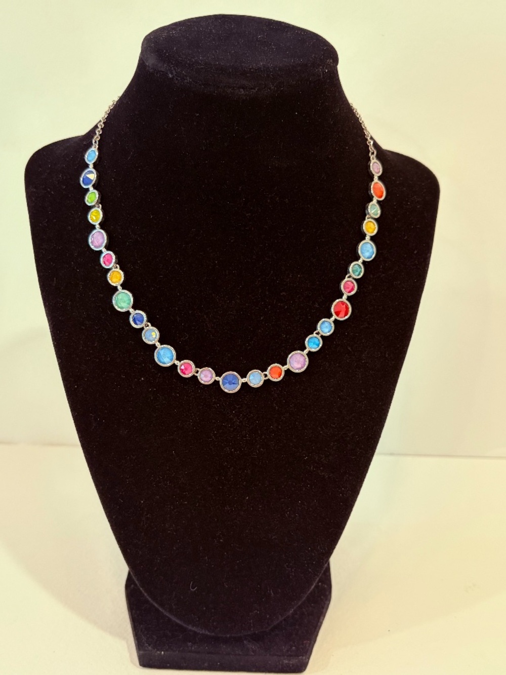 TCS Multicolor Faceted Crystal Silver Tone Necklace Rainbow Statement